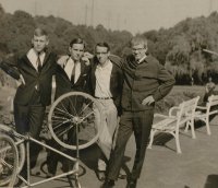 Radballer besuchen die Sportschule Hennef 1965 Bernhard Rose, Karl Heinz Stockamp, Heinz Josef Schürmann, Erwin Filbrandt